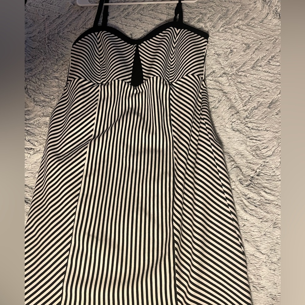 Torrid bodycon, size 22, black and white striped dress
